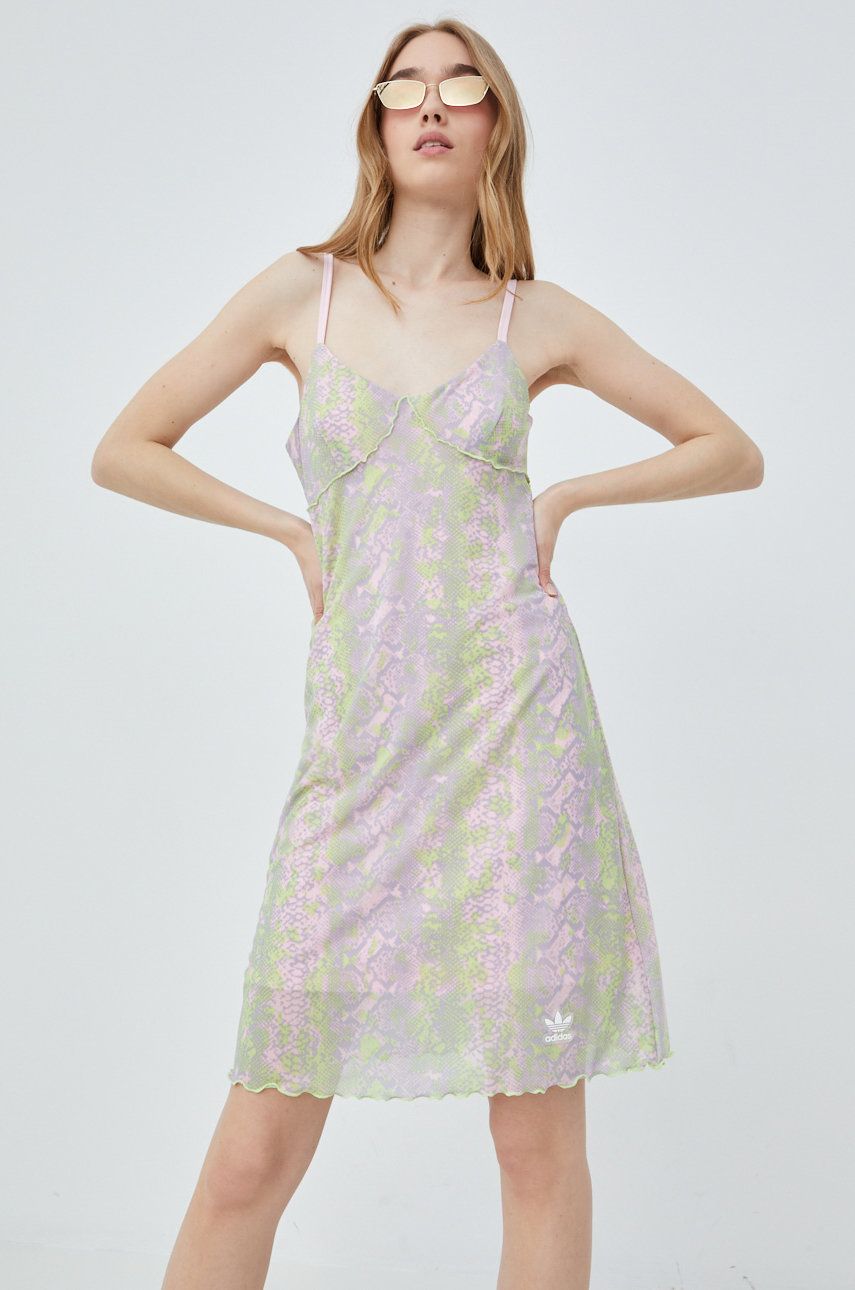 adidas Originals rochie HT5985 culoarea roz, mini, drept HT5985-CLPINK adidas Originals rochie HT5985 culoarea roz, mini, drept HT5985-CLPINK