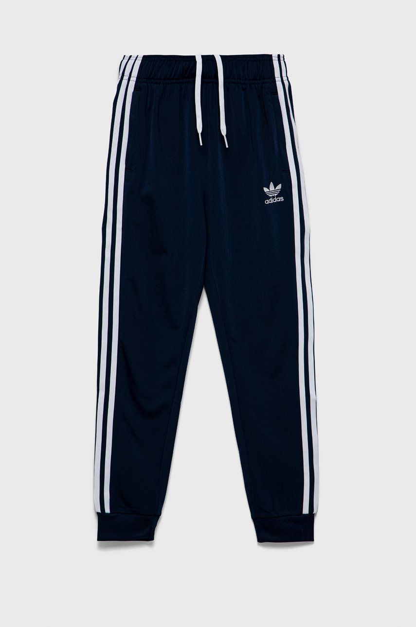 adidas Originals pantaloni de trening pentru copii culoarea albastru marin, cu imprimeu adidas Originals pantaloni de trening pentru copii culoarea albastru marin, cu imprimeu