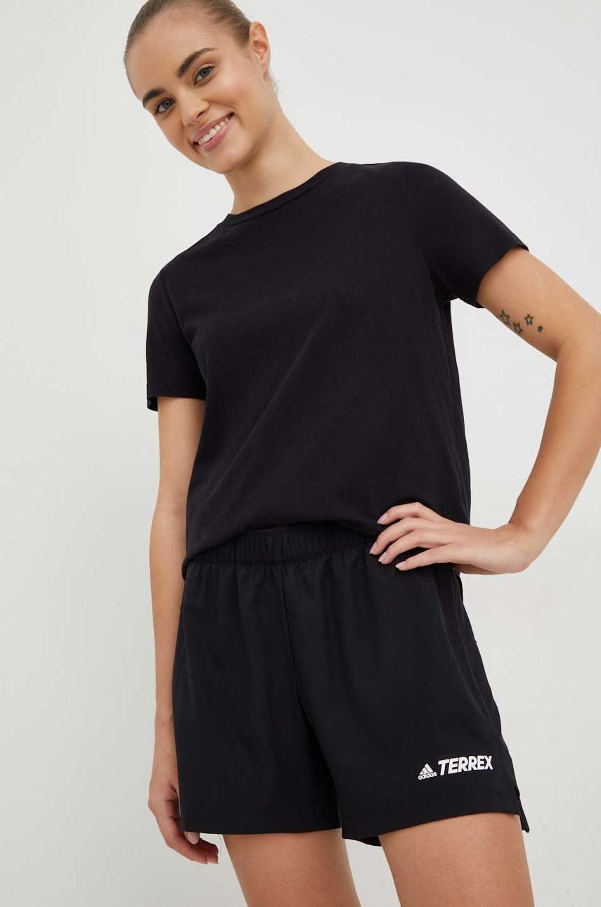 Adidas TERREX pantaloni scurti sport femei, culoarea negru, neted, medium waist Adidas TERREX pantaloni scurti sport femei, culoarea negru, neted, medium waist