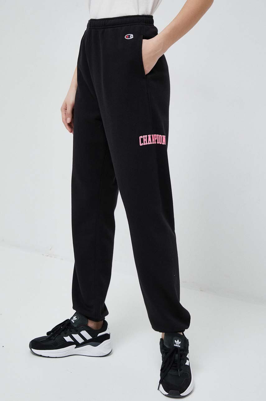 Champion pantaloni de trening culoarea negru, cu imprimeu Champion pantaloni de trening culoarea negru, cu imprimeu