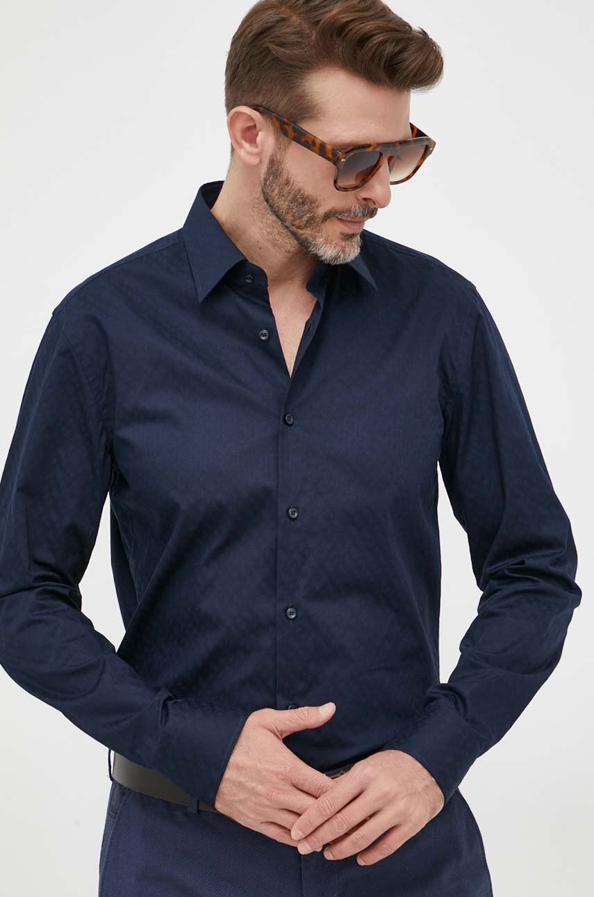 BOSS cămașă din bumbac bărbați, culoarea bleumarin, cu guler clasic, regular 50473310 BOSS cămașă din bumbac bărbați, culoarea bleumarin, cu guler clasic, regular 50473310