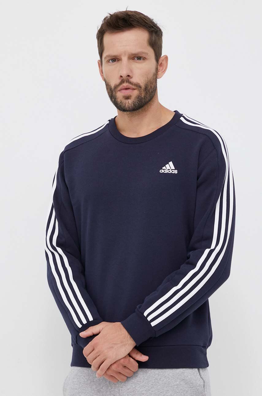 adidas bluză bărbați, culoarea bleumarin, cu imprimeu IJ6469 adidas bluză bărbați, culoarea bleumarin, cu imprimeu IJ6469