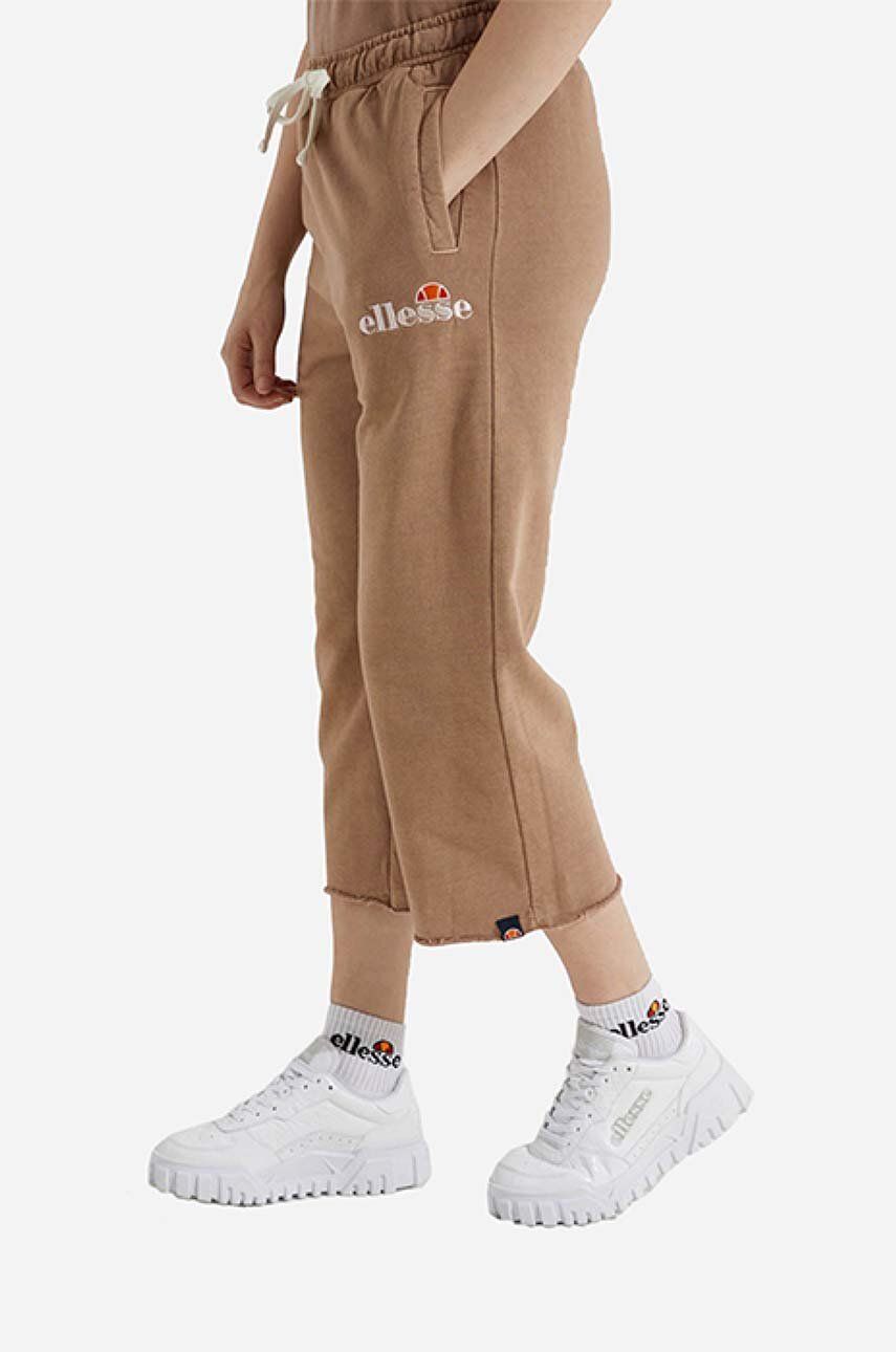 Ellesse pantaloni de trening din bumbac Taran Cropped Jog culoarea maro, medium waist SGM14012-PINK Ellesse pantaloni de trening din bumbac Taran Cropped Jog culoarea maro, medium waist SGM14012-PINK