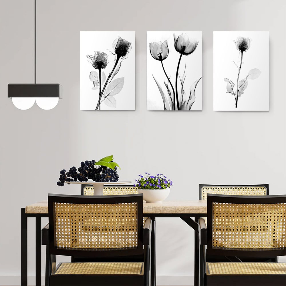 Set 3 tablouri flori lalele multicanvas - Dimensiune multicanvas: 3 tablouri 30x45 cm Set 3 tablouri flori lalele multicanvas - Dimensiune multicanvas: 3 tablouri 30x45 cm