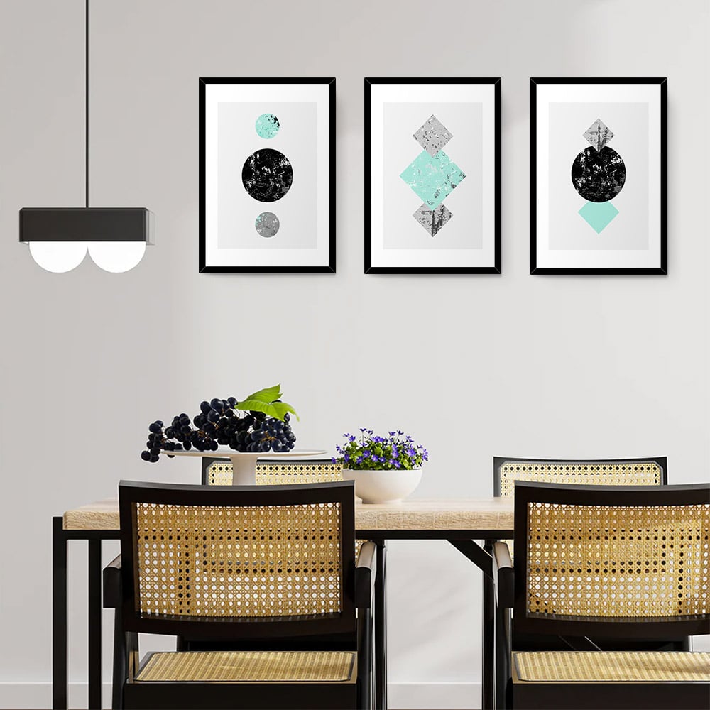 Set 3 tablouri forme geometrice multicanvas - Dimensiune multicanvas: 3 tablouri 80x120 cm Set 3 tablouri forme geometrice multicanvas - Dimensiune multicanvas: 3 tablouri 80x120 cm