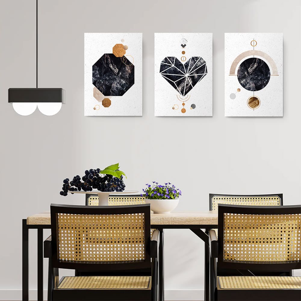 Set 3 tablouri forme geometrice octogon inima - Dimensiune multicanvas: 3 tablouri 80x120 cm Set 3 tablouri forme geometrice octogon inima - Dimensiune multicanvas: 3 tablouri 80x120 cm