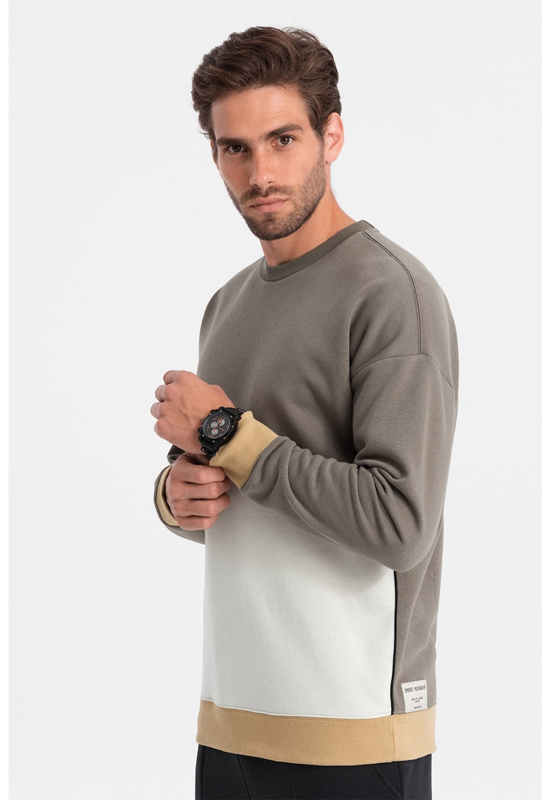 Bluza de trening cu decolteu la baza gatului si model colorblock Bluza de trening cu decolteu la baza gatului si model colorblock