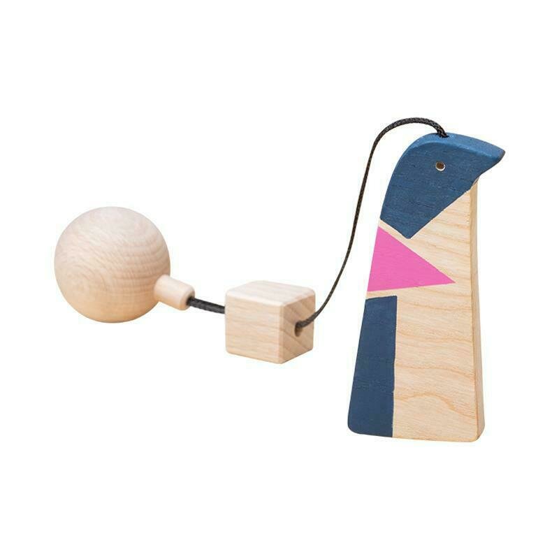 Jucarie Montessori din lemn, pinguin pentru centru activitati, albastru-roz, Mobbli Jucarie Montessori din lemn, pinguin pentru centru activitati, albastru-roz, Mobbli