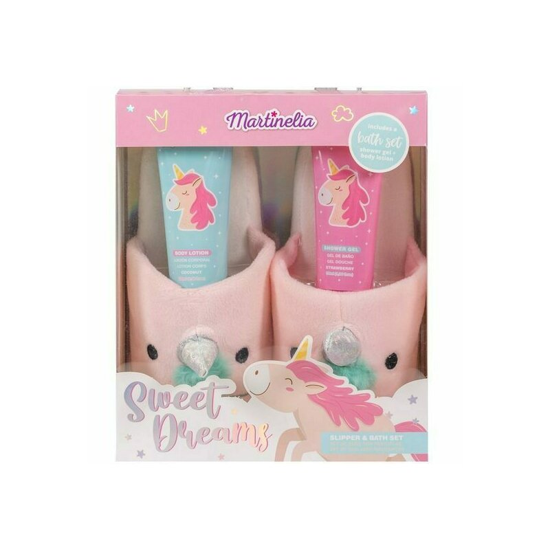 Set de baie Unicorn Sweet Dreams, cu papuci, gel de dus si lotiune de corp, Martinelia 2 x 120 ml Set de baie Unicorn Sweet Dreams, cu papuci, gel de dus si lotiune de corp, Martinelia 2 x 120 ml