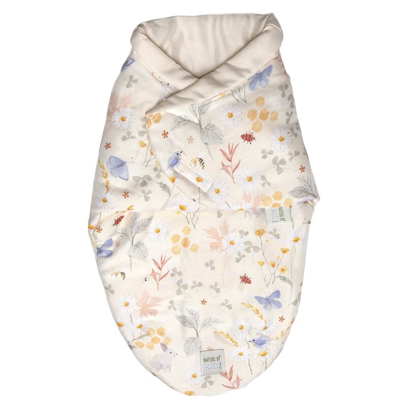 Amy - Sistem de infasare Nature Bamboo by din Bambus cu umplutura antialergica BabySoft + Cadou Rucsacel Lunca Bej Amy - Sistem de infasare Nature Bamboo by din Bambus cu umplutura antialergica BabySoft + Cadou Rucsacel Lunca Bej