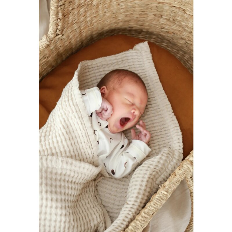 Babyly - Paturica pentru copii, bumbac waffle si in, Crem by , 100x120cm Babyly - Paturica pentru copii, bumbac waffle si in, Crem by , 100x120cm