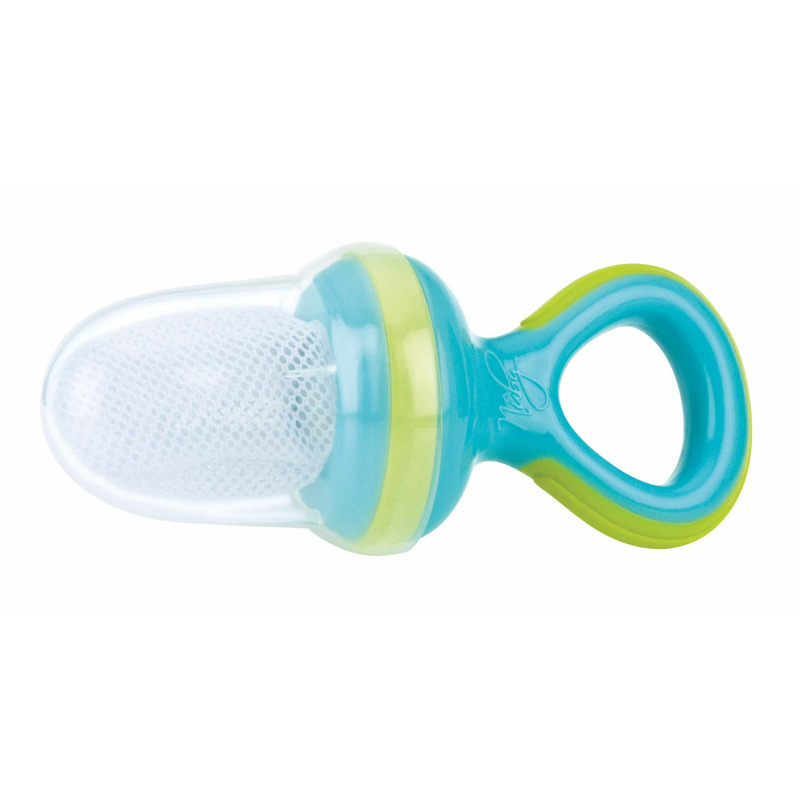 Dispozitiv de hranire, Nuby pentru fructe si legume, Include capac de protectie, 6+ luni, Albastru/Verde Dispozitiv de hranire, Nuby pentru fructe si legume, Include capac de protectie, 6+ luni, Albastru/Verde