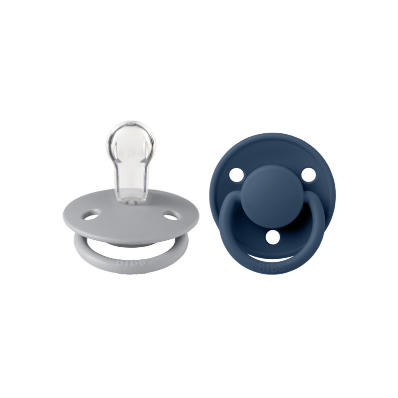 BIBS - Set 2 suzete De Lux Silicon, tetina rotunda, marime universala-Cloud/Steel Blue BIBS - Set 2 suzete De Lux Silicon, tetina rotunda, marime universala-Cloud/Steel Blue