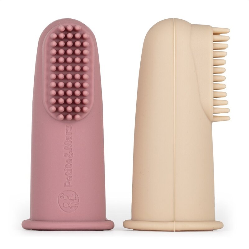 Set 2 periute de dinti pentru deget, Petite&Mars, Cu peri moi, Silicon, Include cutie depozitare, 0 luni+, Roz/Bej Set 2 periute de dinti pentru deget, Petite&Mars, Cu peri moi, Silicon, Include cutie depozitare, 0 luni+, Roz/Bej