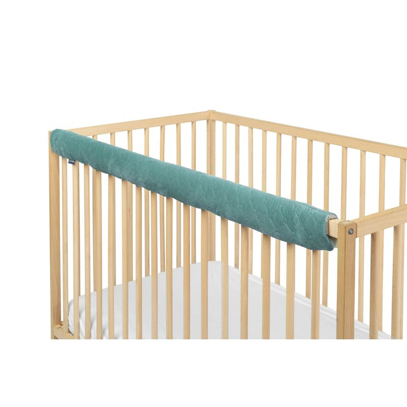 Aparatoare patut, Sensillo, Tip bumper, Pentru marginea superioara a patutului, Catifea, 116 cm, 0 luni+, Verde Aparatoare patut, Sensillo, Tip bumper, Pentru marginea superioara a patutului, Catifea, 116 cm, 0 luni+, Verde