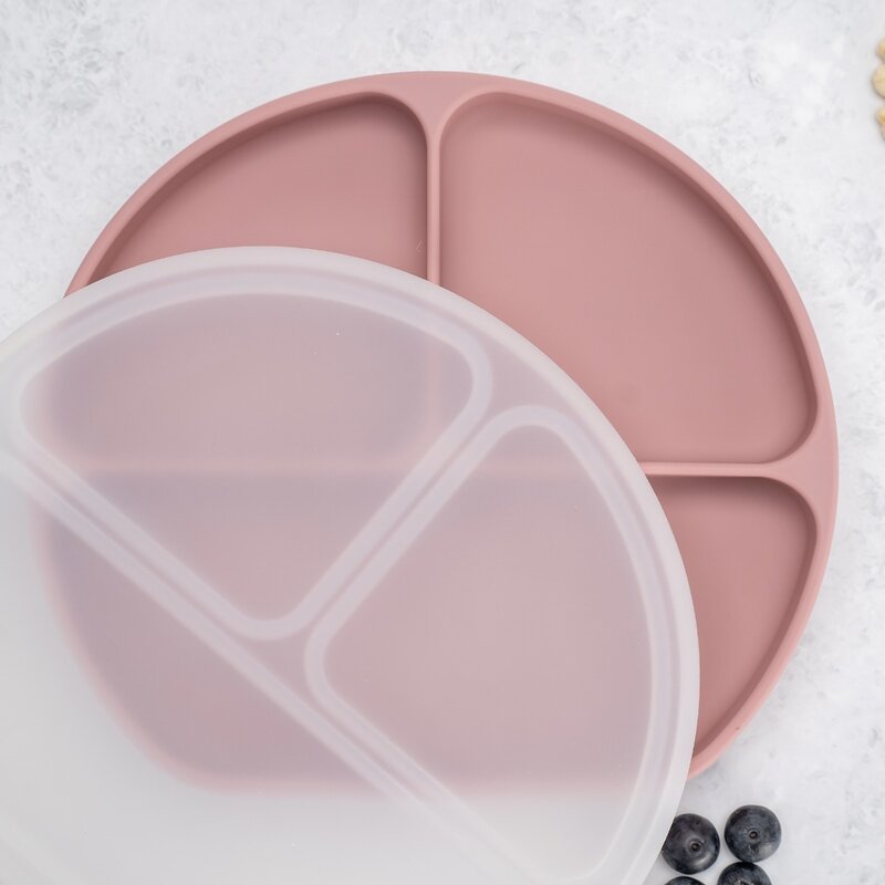 Farfurie compartimentata din silicon cu ventuza si capac, AppeKids - Old Rose Farfurie compartimentata din silicon cu ventuza si capac, AppeKids - Old Rose