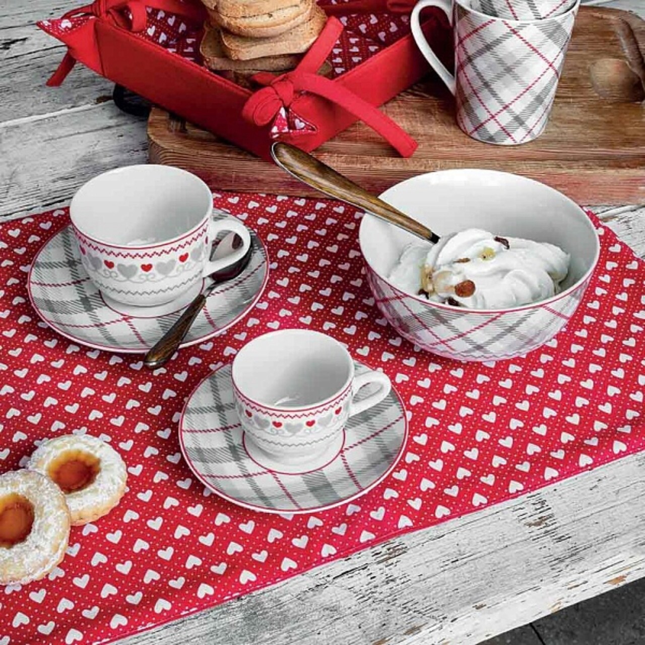 Set 6 cesti cu farfurie, Tognana, Olimpia Brunico, 230 ml, portelan, multicolor Set 6 cesti cu farfurie, Tognana, Olimpia Brunico, 230 ml, portelan, multicolor