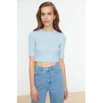 Bluza crop tricotata fin cu decupaj pe partea din spate