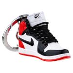 Breloc pentru chei, Nike Air Jordan, figurina 3D, 50x30 mm, fabricat din cauciuc si pvc, realizat si pictat manual, Rosu-Negru
