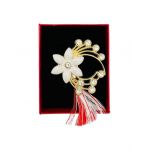 Brosa En-gros Floare Stilizata, marime mare, ambalata in cutie rosie, 8.5×6.5×2.5cm