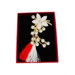 Brosa En-gros Floare Stilizata, marime mare, ambalata in cutie rosie, 8.5×6.5×2.5cm