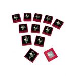 Set 24 Brose Martisor in cutiuta cu fereastra, 5×5cm, Ghiocel Norocos, model 2024, en-gros