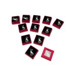 Set 24 Brose Martisor in cutiuta cu fereastra, 5×5cm, Pisicuta Simpatica, model 2024, en-gros