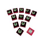 Set 24 Brose Martisor in cutiuta cu fereastra, 5×5cm, Potcoava Norocoasa, model 2024, en-gros