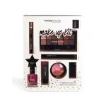 Kit cosmetic Essential, cu produse de machiaj si lac de unghii, Magic Studio Engros