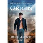 Origin cartea a patra din seria LUX