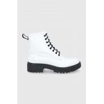Hugo Bocanci de piele femei, culoarea alb, cu toc plat