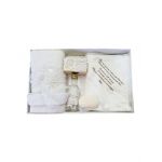 Trusou botez elegant dantela alba, en-gros