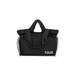 Tous poseta culoarea negru