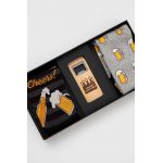 Medicine set cadou: sosete (2-pack) si deschizator de sticle