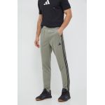 adidas Performance pantaloni de antrenament Training Essentials Base culoarea gri, cu imprimeu  IT5412