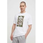 adidas Originals tricou din bumbac bărbați, culoarea alb, cu imprimeu IS0246