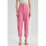 Pantaloni crop cu talie inalta