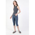 Blugi capri cu aspect decolorat
