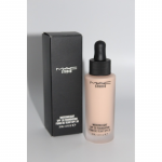 Fond de ten MAC Studio Waterweight Nuanta NW15