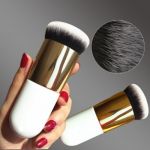 Perie cosmetică profesională pentru machiaj
