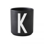 Cană din porțelan Design Letters Alphabet K, 250 ml, negru