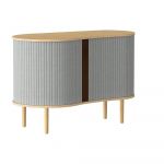Comodă gri/în culoare naturală joasă cu aspect de lemn de stejar cu ușă glisantă 100x67 cm Audacious – UMAGE