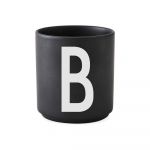 Cană din porțelan Design Letters Alphabet B, 250 ml, negru
