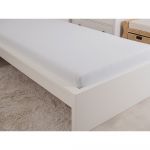 Cearceaf pentru copii din frotir pentru pătuț 60x120 cm – B.E.S.
