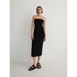 Rochie midi cu decolteu drept - negru