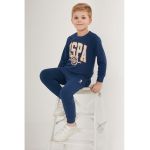 Costum sport cu imprimeu logo