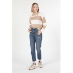 Blugi crop mom-fit cu rupturi decorative