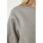 Bluza de trening crop cu decolteu la baza gatului