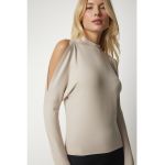 Bluza cu umeri decupati