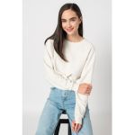 Bluza sport cu decolteu la baza gatului si maneci raglan